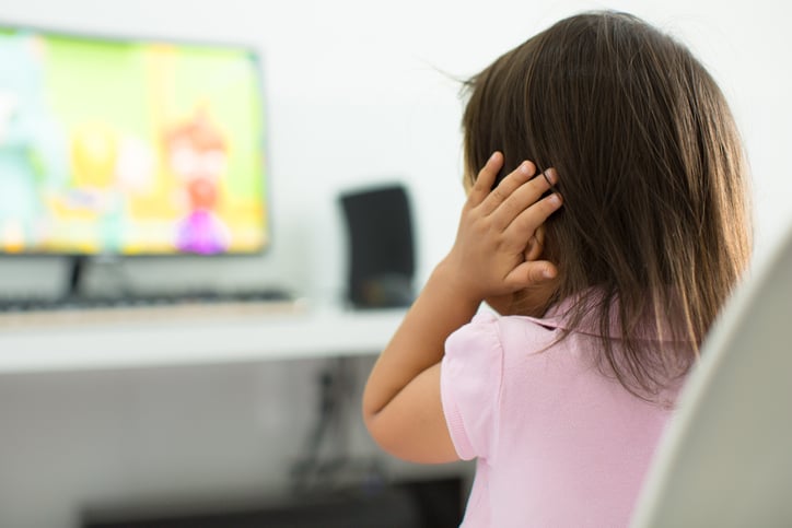 girl-stimming-by-covering-ears