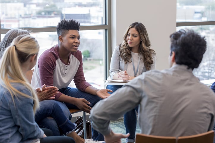 teenagers with autism in support group