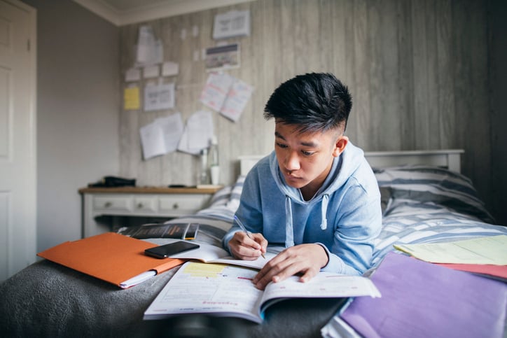 How to Shape Homework Behavior With Autistic Children