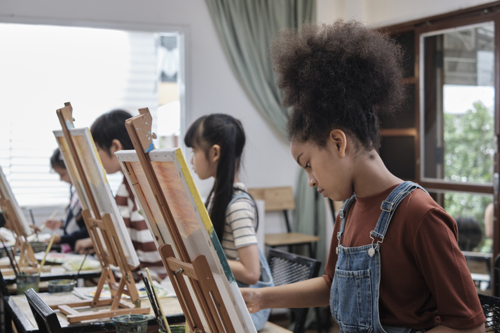 How the Growth Mindset and Multiple Intelligence Theories Can Help Autistic Students Grow